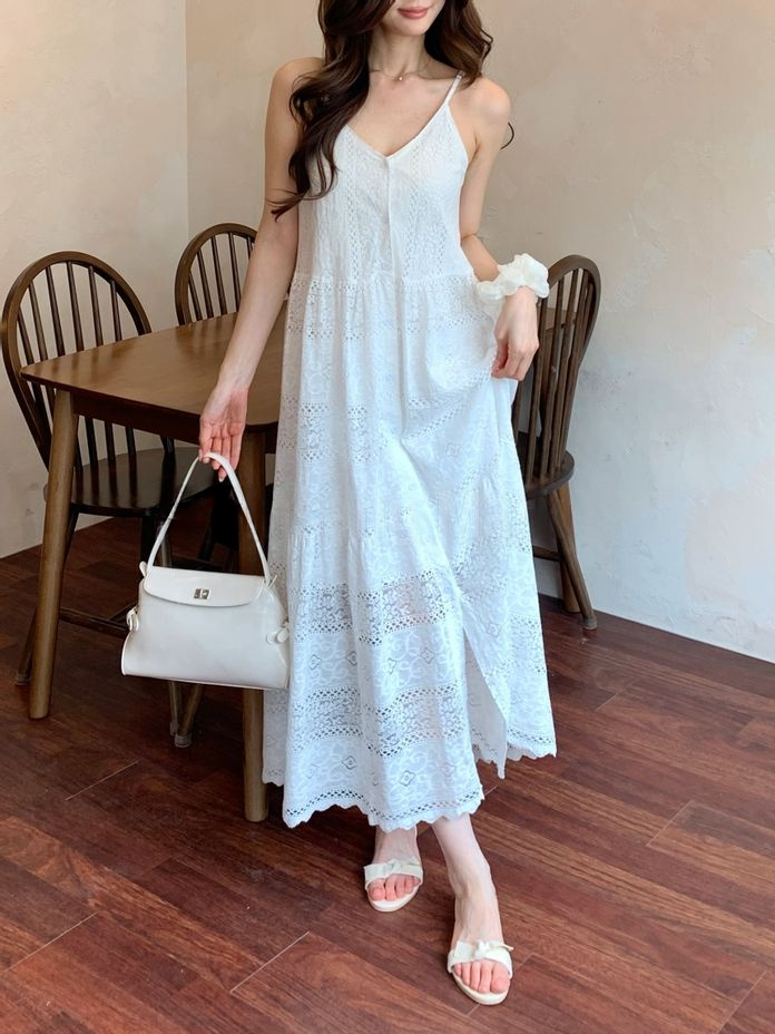 蕾絲刺繡吊帶長裙 | Lace Embroidery Slip Dress