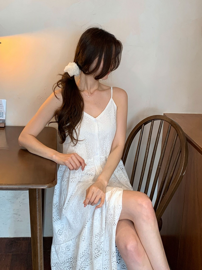 蕾絲刺繡吊帶長裙 | Lace Embroidery Slip Dress